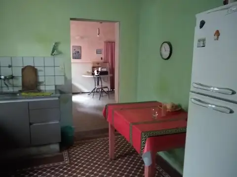 Casa 4 ambientes con 10 baños