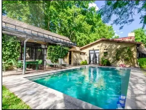 Casa - Barrio Parque Leloir