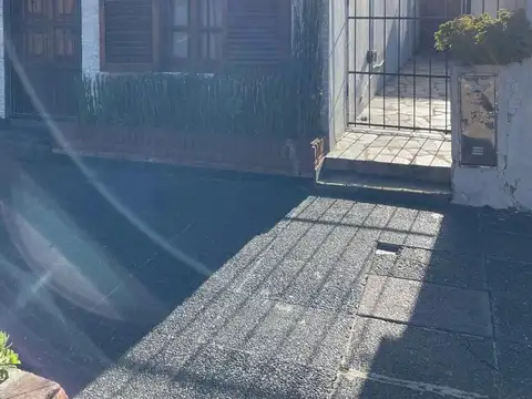 General Francisco Miranda 700