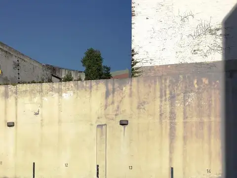 Cochera fija descubierta en excelente ubicación de San Isidro. Escucha ofertas