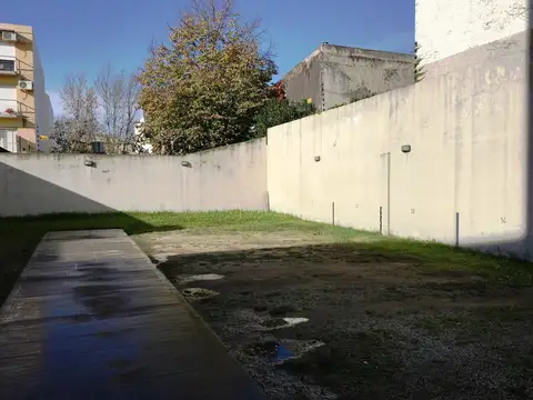 Don Bosco al 300 entre Gral Paz y Alberti