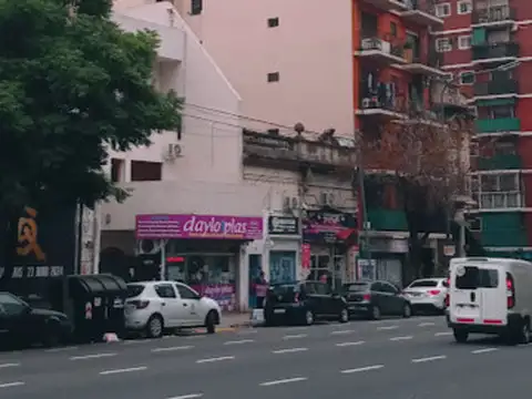 AV INDEPENDENCIA 2300, Piso 2