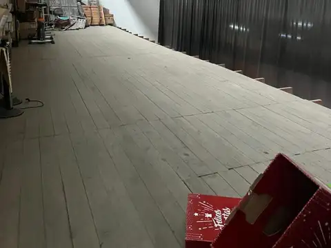 Galpon en Venta en Berazategui, USD 550.000