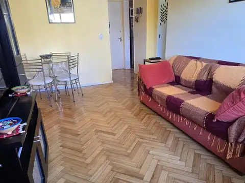 Departamento en Alquiler con 1 cocheras