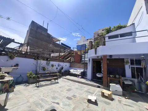 Hermoso PH 3 Amb con hermoso Patio con parrilla y Amplia Terraza