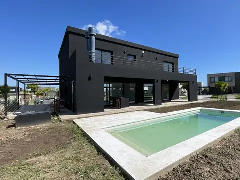 Casa en Venta en Puertos - Riberas, USD 385.000