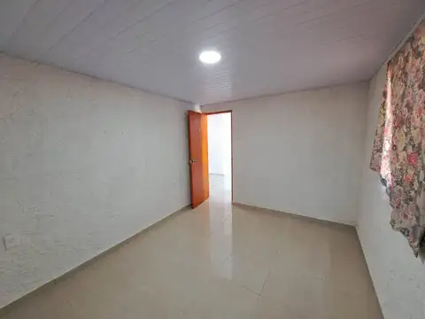 VENTA DE 2 CASAS, 1 PADRON-JARDINES DEL HIPODROMO