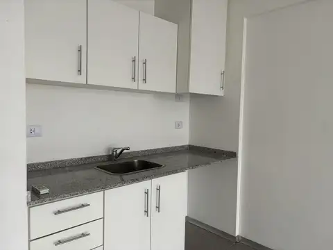 Oficina en Venta  y alquiler en Agora III, 46 Plaza, Pilar