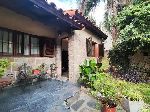 Casa 4 amb en venta - Haedo - Terraza y cocheras