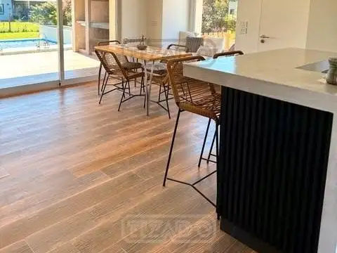 Casa en Venta 1 año