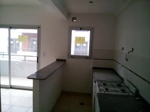 Departamento en Alquiler con 1 cocheras