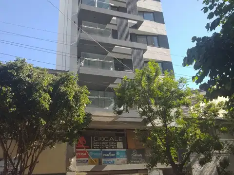 V.LURO R. FALCON 6000, Piso 4