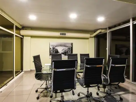 VENTA GALPON DE 778m2 SOBRE BV 27 DE FEBRERO