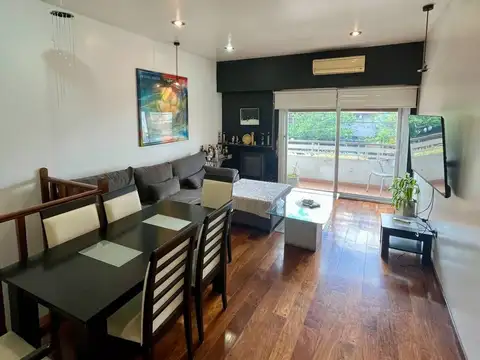 VENTA PH PRIMER PISO ENTRADA IND.5 AMB DEVOTO