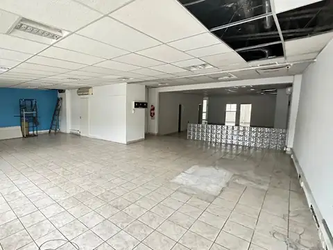 Galpon en Venta 28  mts Fondo