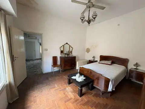Depto Tipo Casa en Venta 56 años