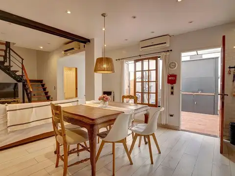 Depto Tipo Casa en Venta 9 años