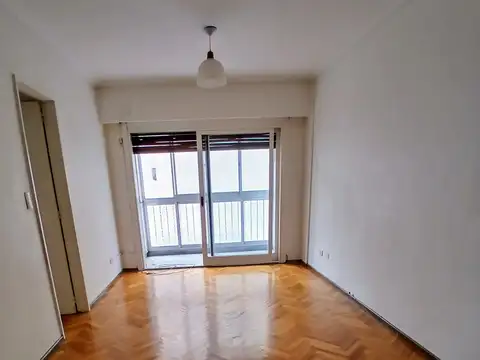 3 amb c/dep bcón lav Alto Palermo