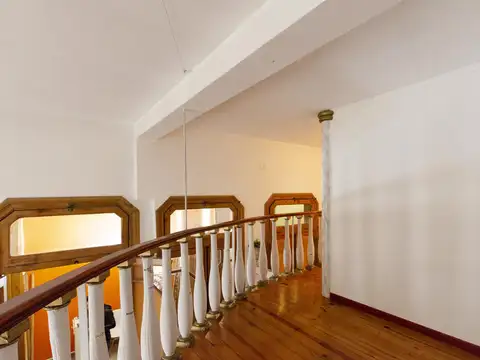 Departamento 7 ambientes con 3 baños