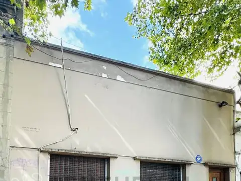 42 entre 12 y 13 CASA 3 DORMITORIOS EN VENTA LA PLATA