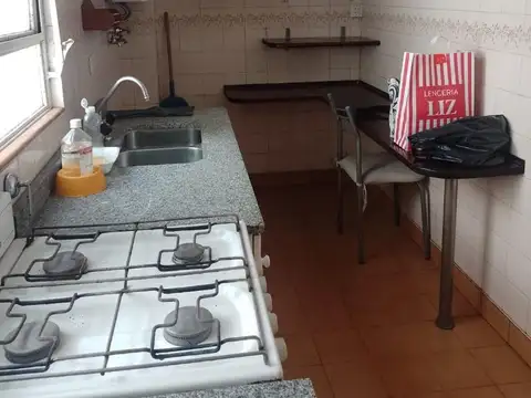 ALQUILER 2 AMB C/ COCHERA AL FTE C/BALCON