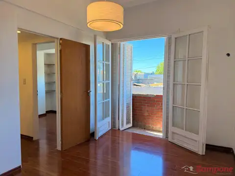 Depto Tipo Casa 4 ambientes con 1 baño