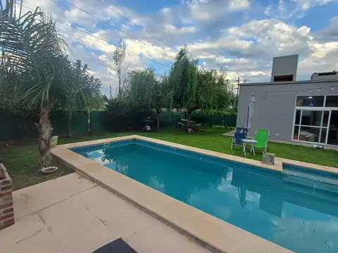 Casa en Venta en Roldan, USD 147.000