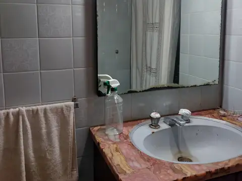 Depto Tipo Casa en Venta 40 años