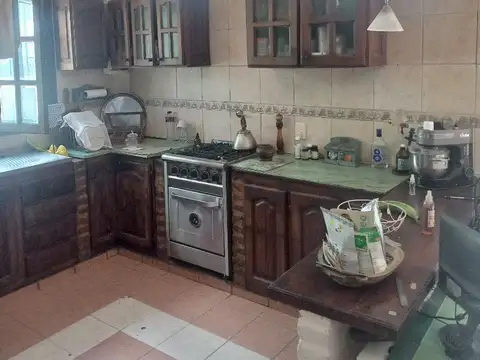 Casa en Venta en Moron Sur, USD 105.000