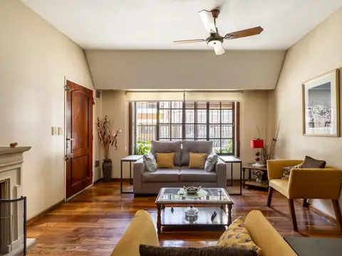 Depto Tipo Casa en Venta en Parque Centenario, USD 249.000