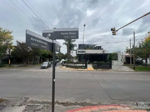 ALQUILER LOCAL CASTELAR NORTE SANTA ROSA ESQUINA
