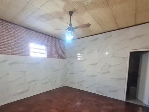Depto Tipo Casa 2 ambientes con 1 baño