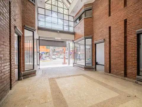 Local en Venta 40 años