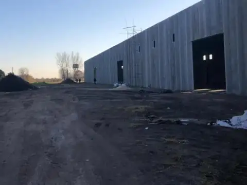 Galpon en Alquiler en Perez, $ 100