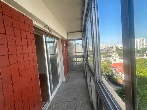 Departamento en Alquiler en Parque Chacabuco, $ 450.000