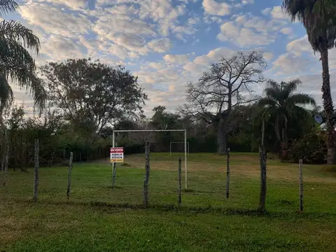Hermoso lote en el pueblo de Colonia Benítez
