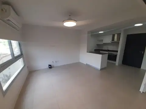 Departamento en Alquiler en Ituzaingo, $ 600.000