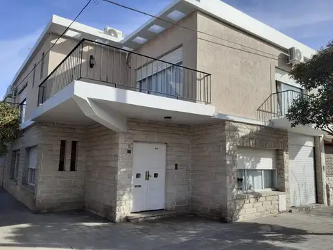 VENTA CASA 3 DORMITORIOS Bo PEDRO PICO