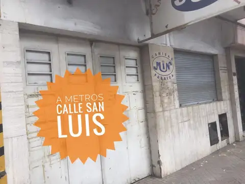 A METROS DE CALLE SAN LUIS - IDEAL USO COMERCIAL