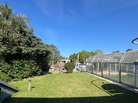 Casa 6 ambientes con 3 baños