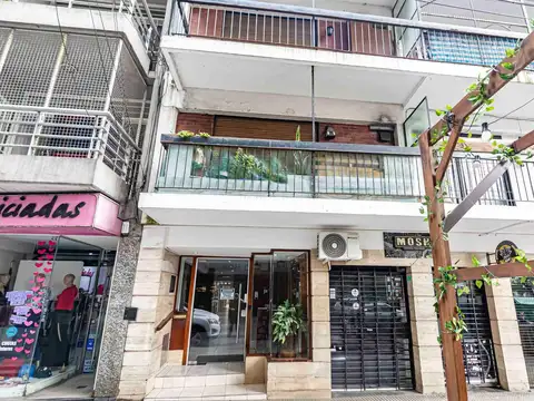 Mario Bravo 1200, Piso 4