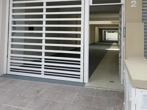 Hipólito Yrigoyen al 9792 1°2