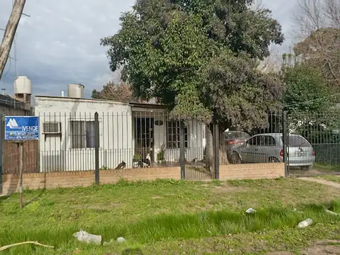 Casa de 3 ambientes  en Merlo