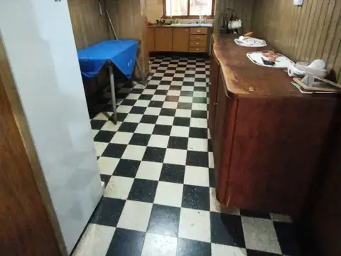 Casa en venta 3 dormitorios frente al Shopping Portal Rosario (Gran Lote 350 mts2)