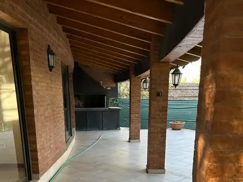 VENTA CASA BARRIO PRIVADO CHACRAS DE CORIA MENDOZA