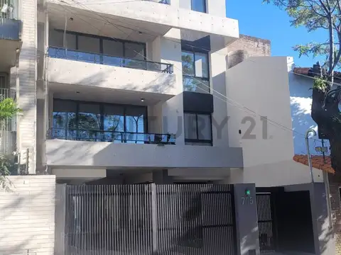 Bermudez 700, Piso 4