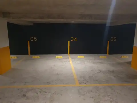 Venta Cochera a estrenar apta auto y moto. Barrio Abasto. Rosario