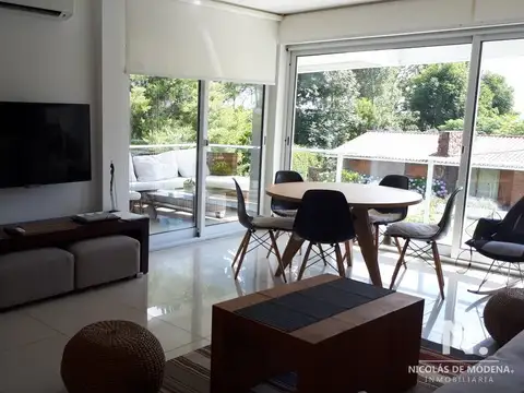 Departamento en Venta en Playa Mansa, USD 350.000