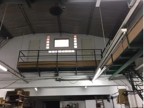 Cnel Salvadores 1300