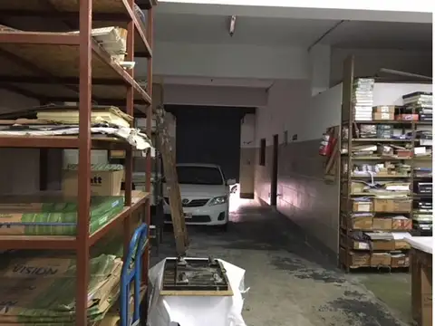 Galpon en Venta en Barracas, USD 250.000